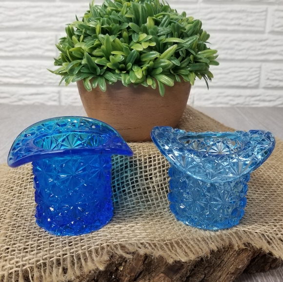 Vintage daisy and button glass hat/ Fenton like - Picture 1 of 10